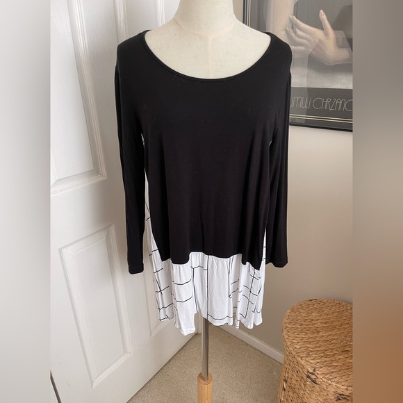 Sussan top - Picture 12 of 13